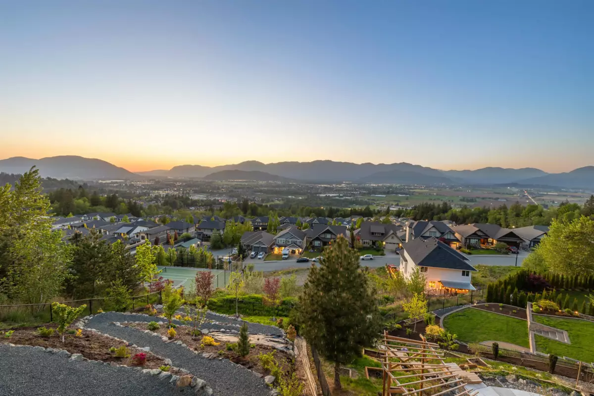 Outdoor Kitchen Photo of 5487 Maclachlan Place, Chilliwack, BC