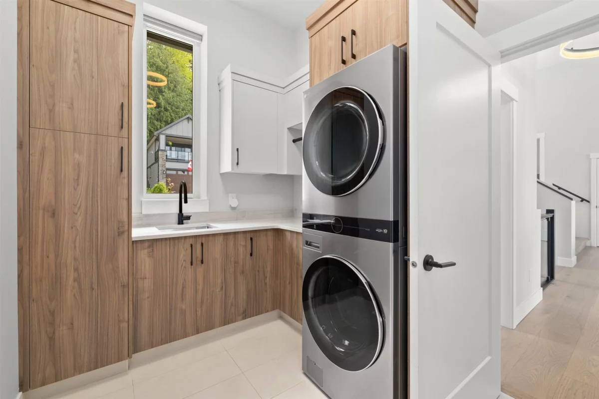 Outdoor Patio Photo of 5487 Maclachlan Place, Chilliwack, BC