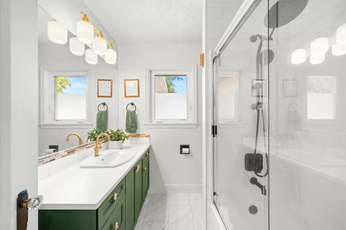 Laundry Room Photo of 231 Princess Street, New Westminster, BC