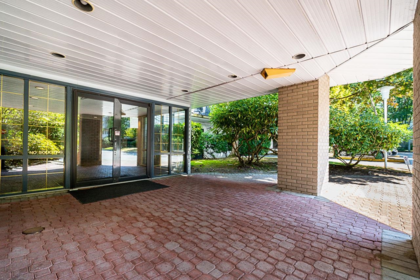 213 7760 Moffatt Road, Richmond, BC, Richmond — Apartment/Condo for sale