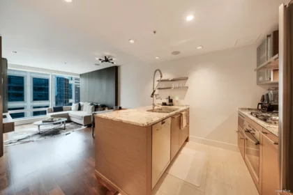 2903 1111 Alberni Street, Vancouver, BC, Vancouver — Apartment/Condo for sale