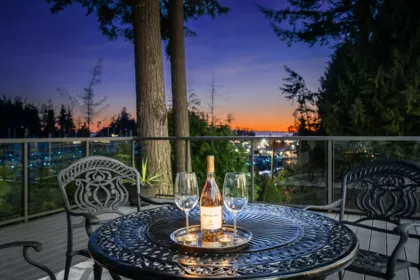 5797 Marine Drive, West Vancouver, BC, West Vancouver — Single Family Residence for sale