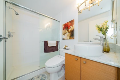 1106 6888 Alderbridge Way, Richmond, BC, Richmond — Apartment/Condo for sale