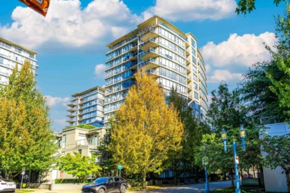1106 6888 Alderbridge Way, Richmond, BC, Richmond — Apartment/Condo for sale