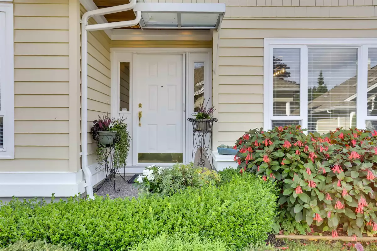 Exterior Rear Photo of 27 1881 144 Street, Surrey, BC