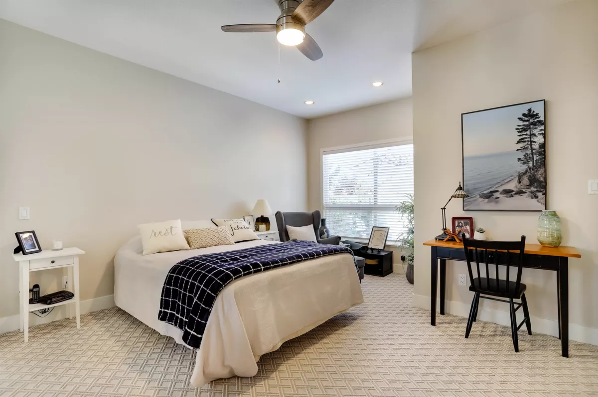 Powder Room Photo of 27 1881 144 Street, Surrey, BC