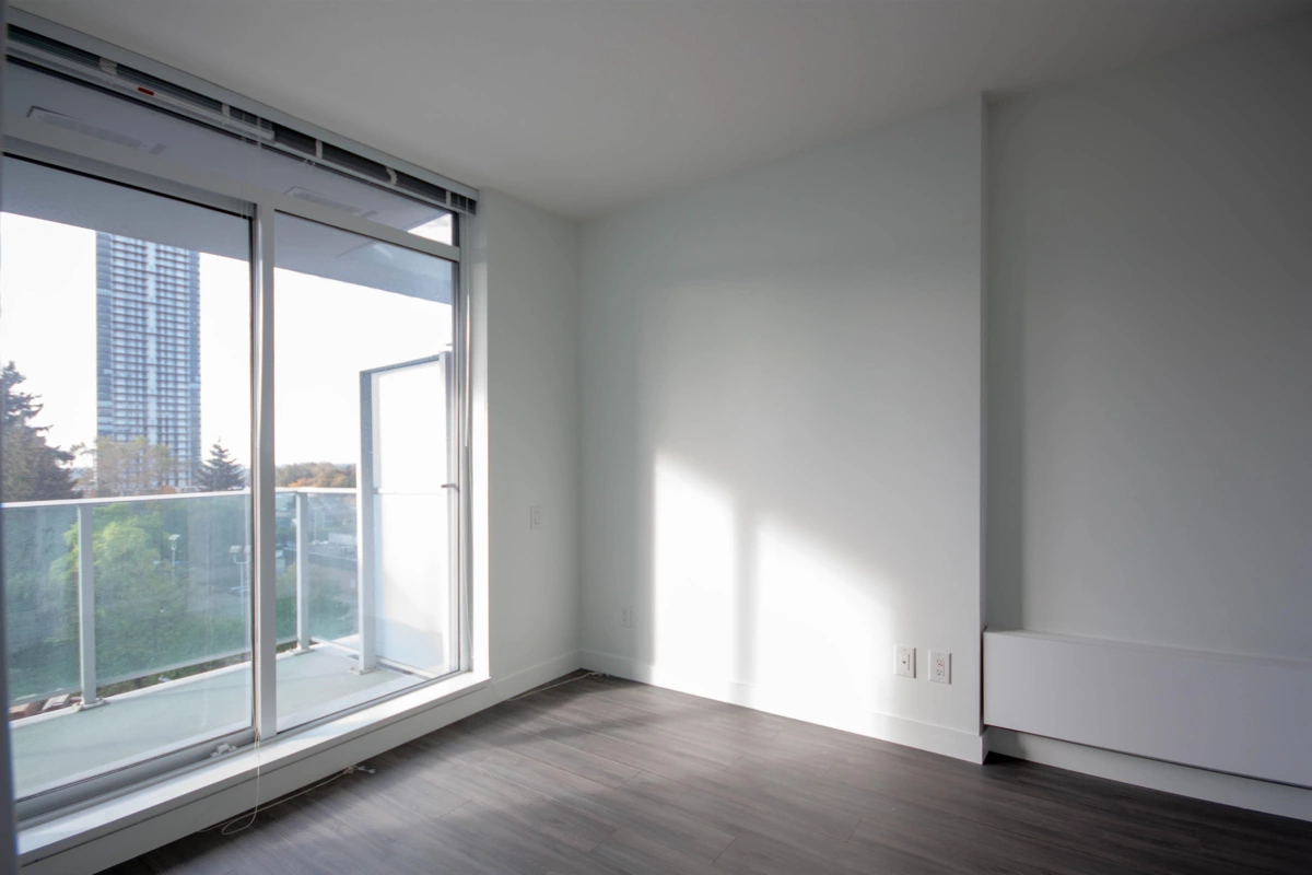 Kitchen Island Photo of 512 13655 Fraser Highway, Surrey, BC