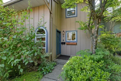 3 900 W 17th Street, North Vancouver, BC, North Vancouver — Townhouse for sale
