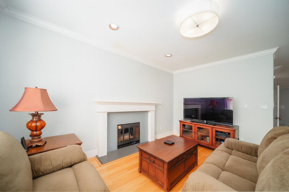 Guest Bathroom Photo of 2726 W 42nd Avenue, Vancouver, BC