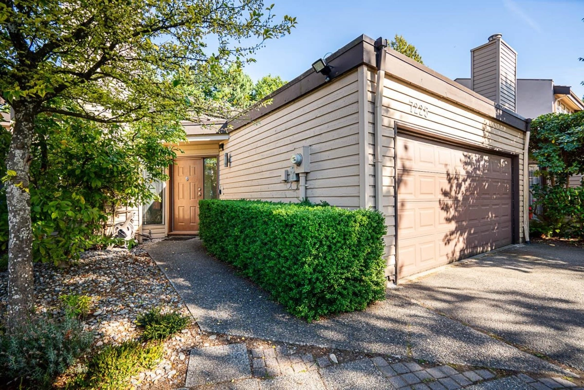 Exterior Front Photo of 7225 Quatsino Drive, Vancouver, BC