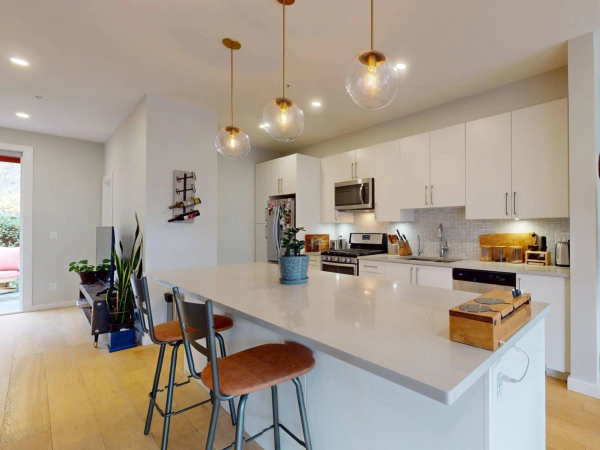 Bedroom 2 Photo of 41294 Horizon Drive, Squamish, BC