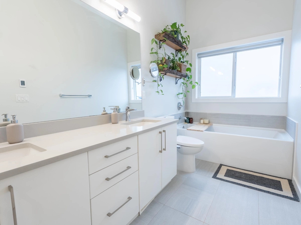 Hallway Photo of 41294 Horizon Drive, Squamish, BC