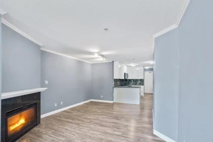 212 12110 80 Avenue, Surrey, BC, Surrey — Apartment/Condo for sale