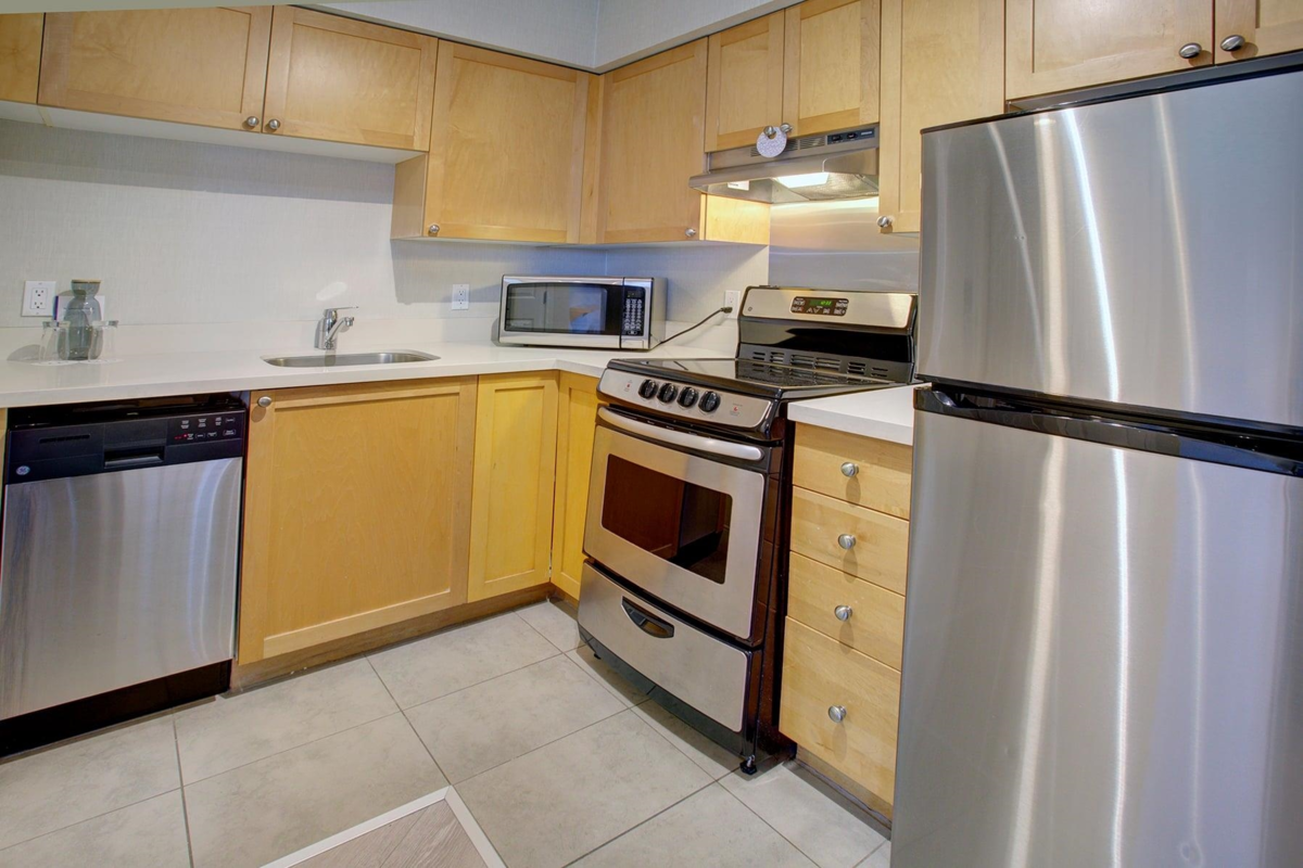 Breakfast Nook Photo of 2424 4308 Main Street, Whistler, BC