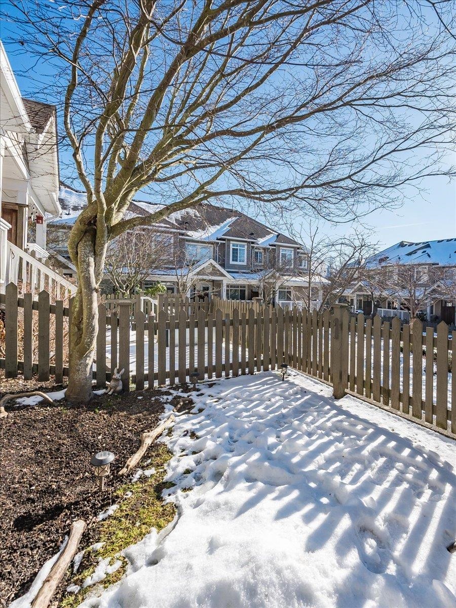 Bedroom 4 Photo of 18 6852 193 Street, Surrey, BC