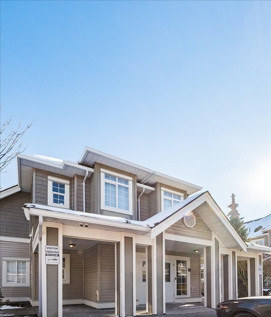 Guest Bathroom Photo of 18 6852 193 Street, Surrey, BC