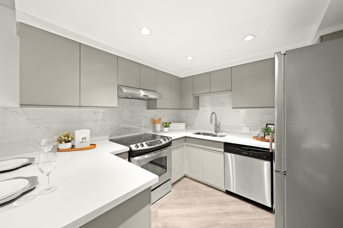 Bedroom 4 Photo of 603 1625 Hornby Street, Vancouver, BC