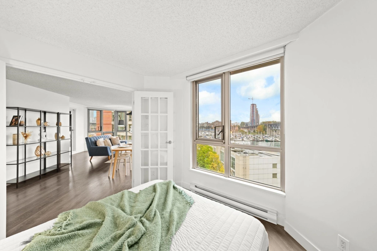 Primary Bedroom Photo of 603 1625 Hornby Street, Vancouver, BC