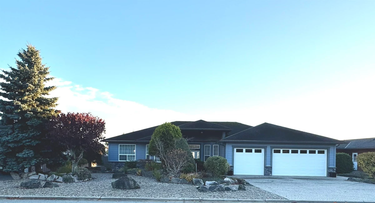 Exterior Front Photo of 6217 Mika Road, Sechelt, BC