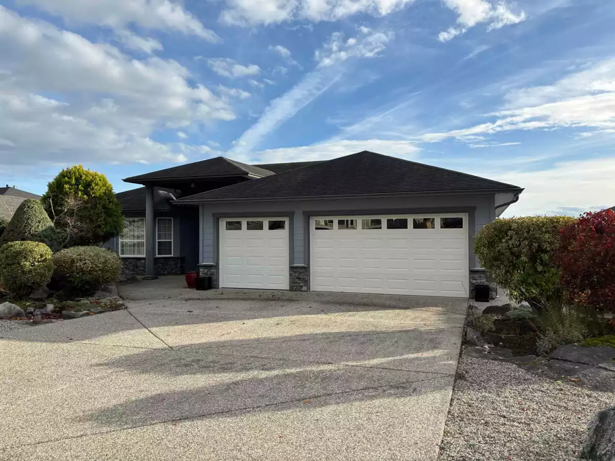 Family Room Photo of 6217 Mika Road, Sechelt, BC