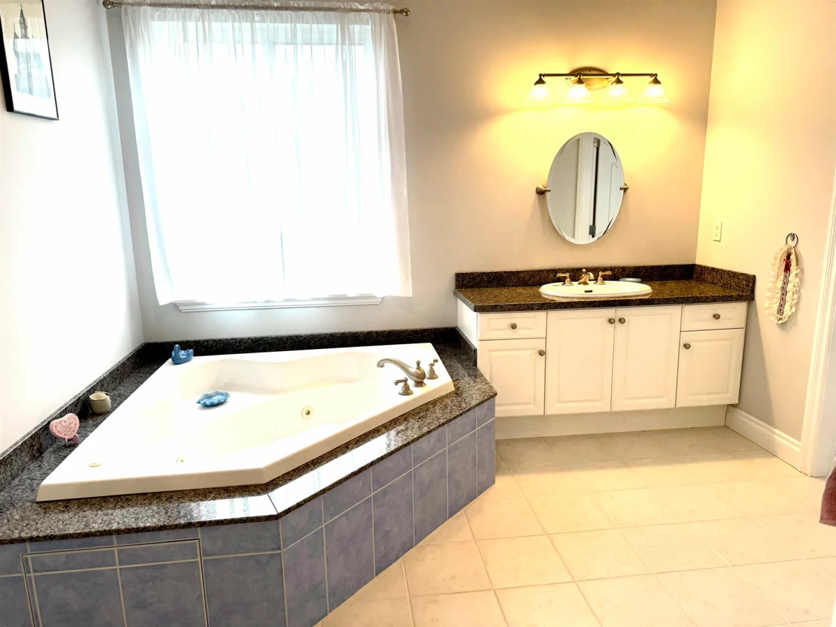 Loft / Bonus Room Photo of 6217 Mika Road, Sechelt, BC