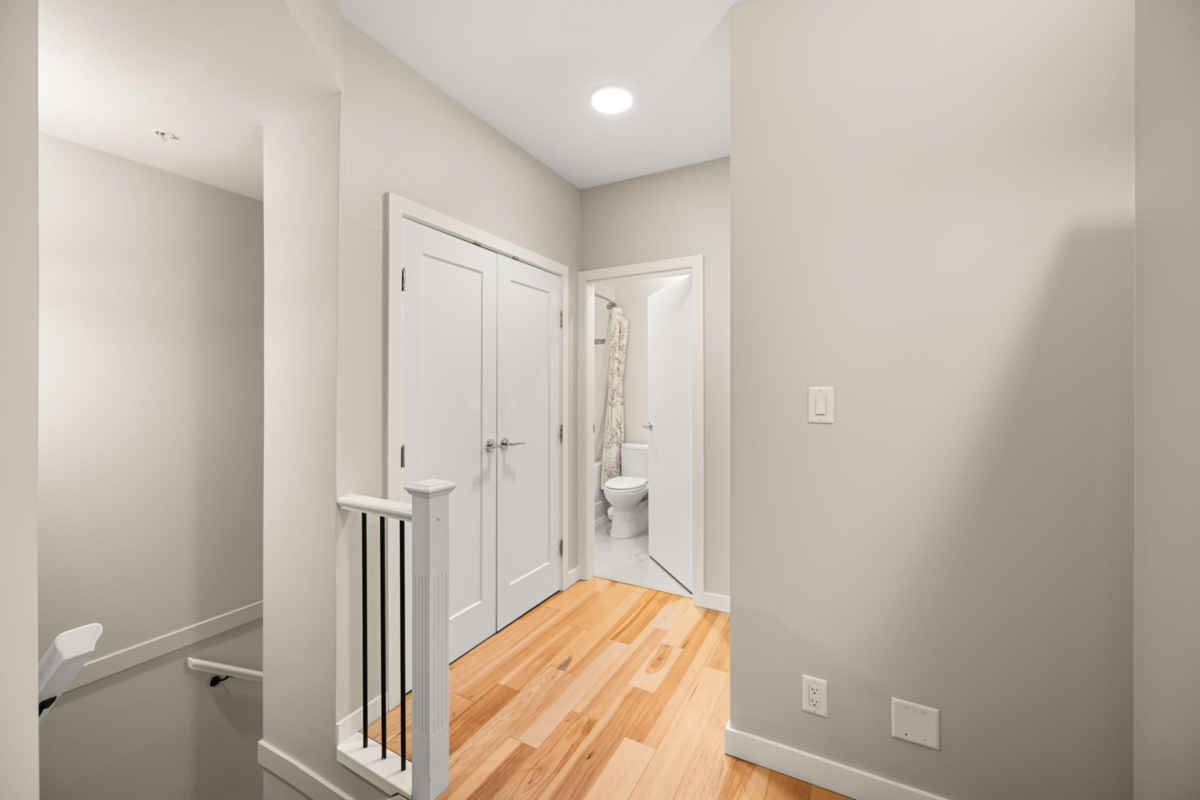 Hallway Photo of 66 W 1st Avenue, Vancouver, BC