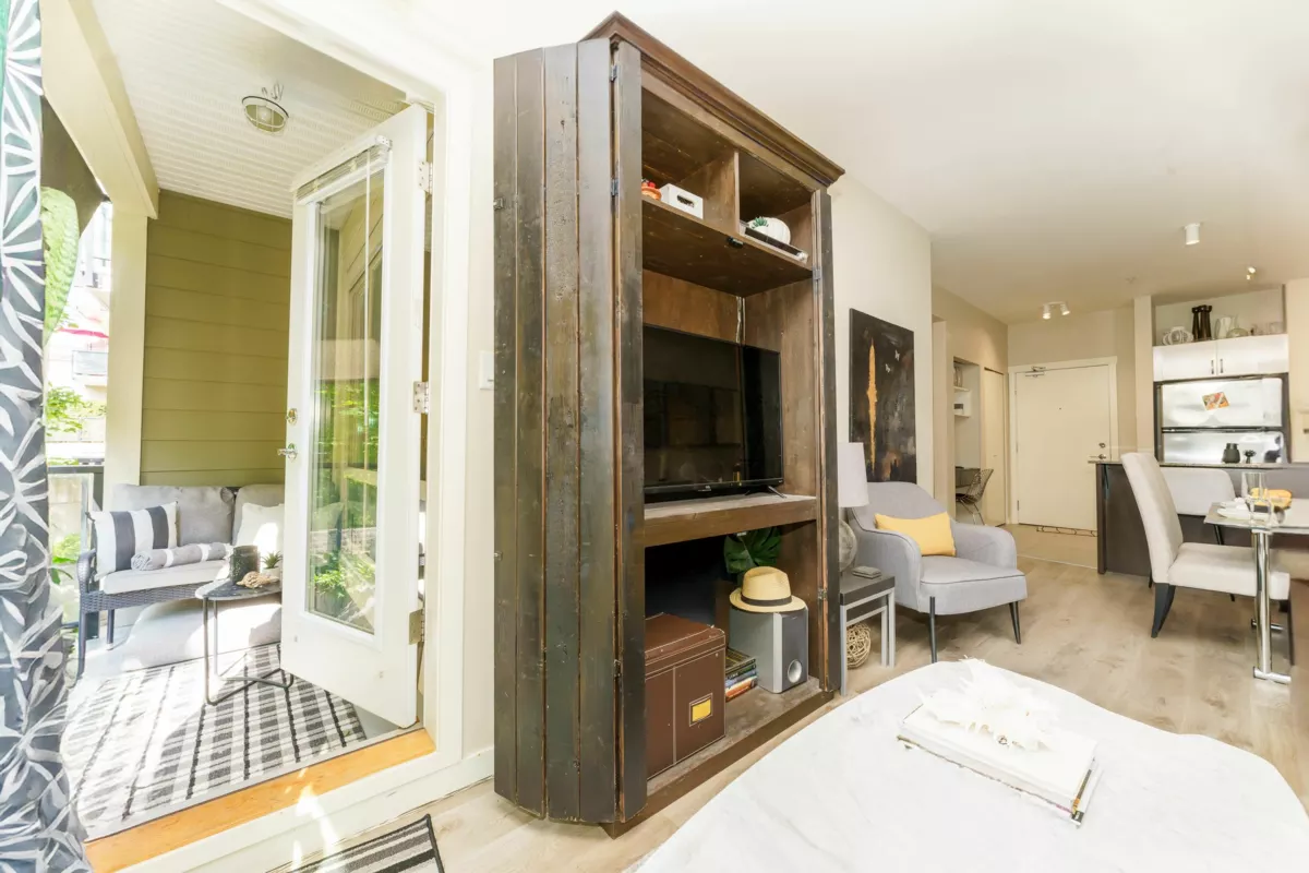 Basement Recreation Room Photo of 106 13789 107a Avenue, Surrey, BC