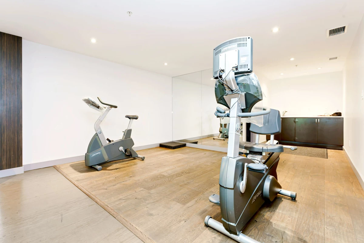 Front Yard Photo of 106 13789 107a Avenue, Surrey, BC