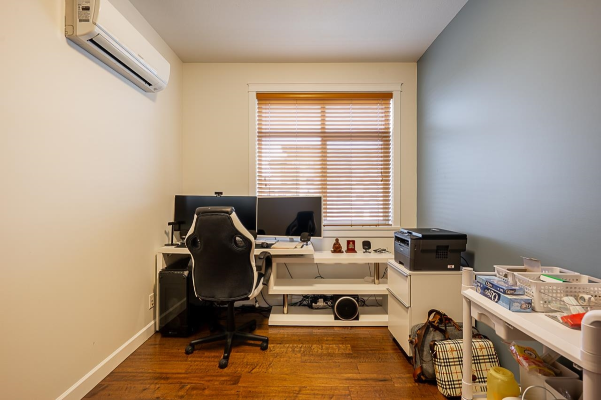 Loft / Bonus Room Photo of 467 8258 207a Street, Langley, BC