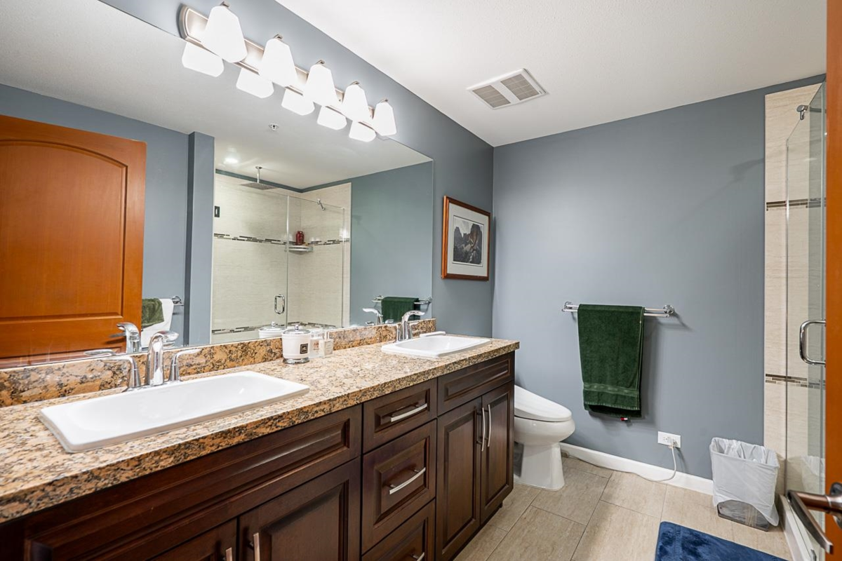 Powder Room Photo of 467 8258 207a Street, Langley, BC