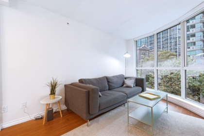 Kitchen Photo of 507 555 Jervis Street, Vancouver, BC