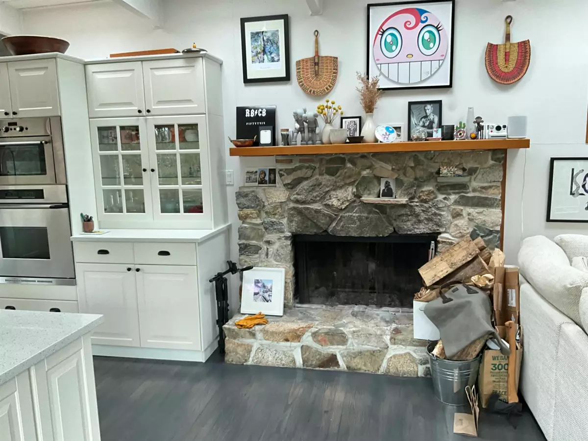 Family Room Photo of 6080 Eagleridge Drive, West Vancouver, BC