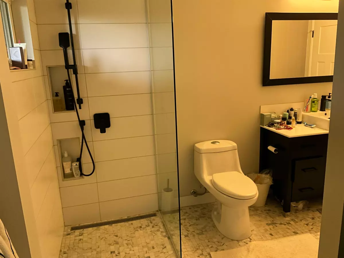 Primary Bedroom Photo of 6080 Eagleridge Drive, West Vancouver, BC