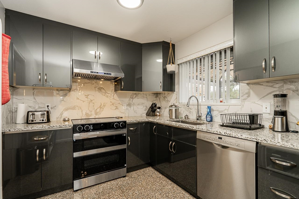 Exterior Rear Photo of 467 Fader Street, New Westminster, BC