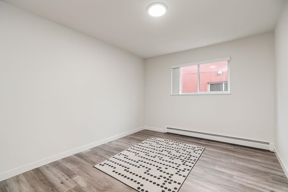 Laundry Room Photo of 467 Fader Street, New Westminster, BC