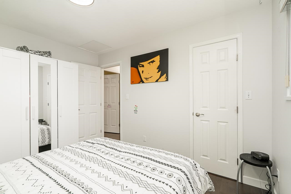 Primary Bathroom Photo of 467 Fader Street, New Westminster, BC