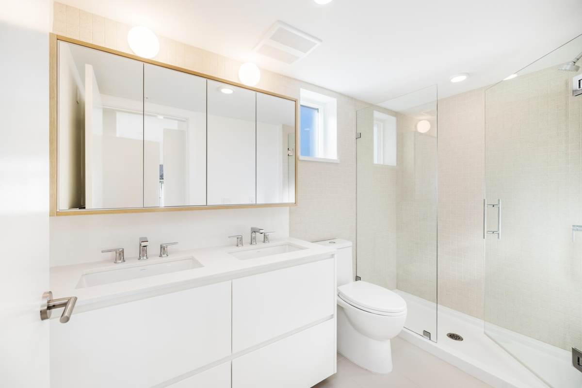 Bedroom 3 Photo of 6525 Fremlin Street, Vancouver, BC