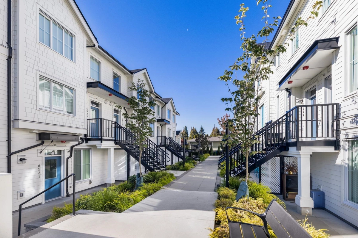 Laundry Room Photo of 6525 Fremlin Street, Vancouver, BC