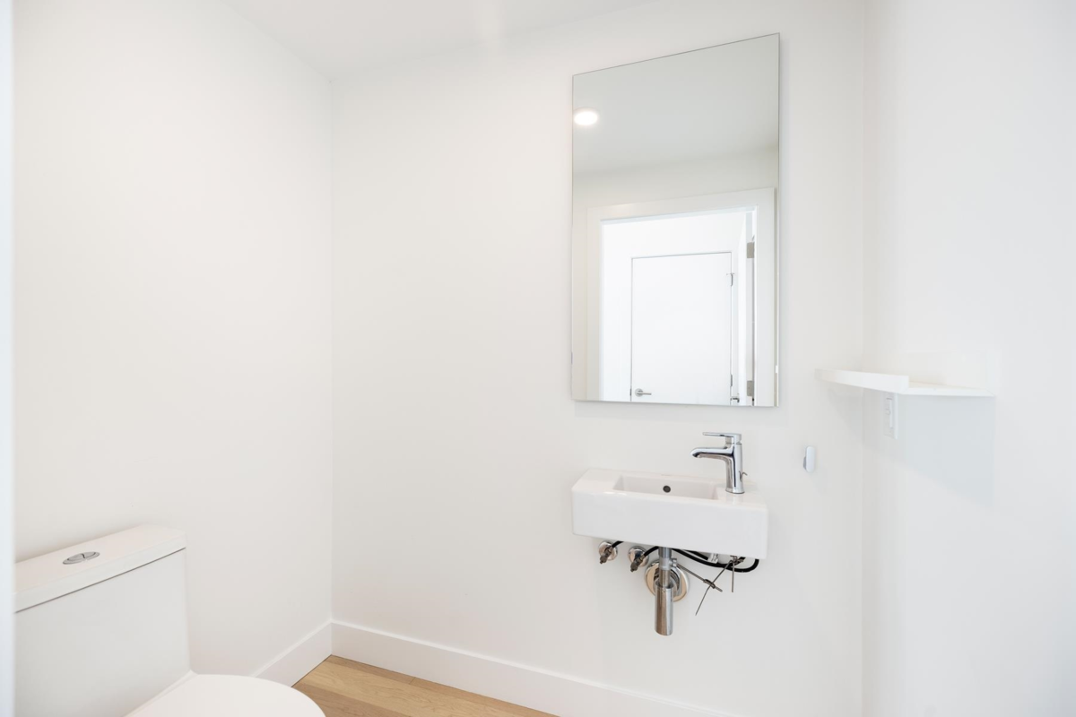 Primary Bathroom Photo of 6525 Fremlin Street, Vancouver, BC