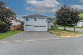 36381 Country Place, Abbotsford, BC