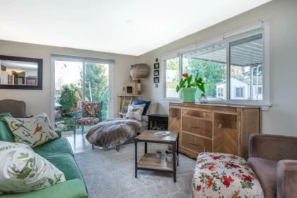 Breakfast Nook Photo of 6 1840 160 Street, Surrey, BC