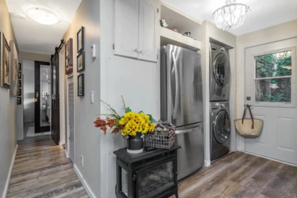 Entry Foyer Photo of 6 1840 160 Street, Surrey, BC