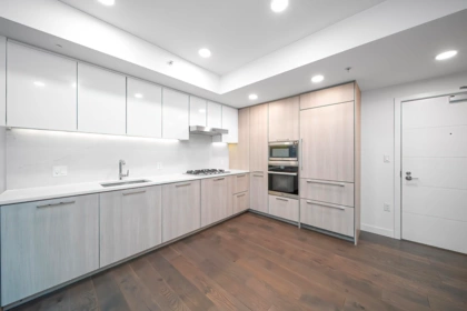 500 3331 No. 3 Road, Richmond, BC, Richmond — Apartment/Condo for sale