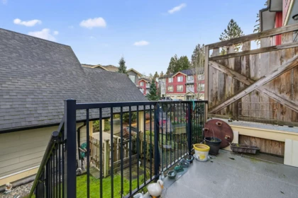 Basement Recreation Room Photo of 20 13886 62 Avenue, Surrey, BC
