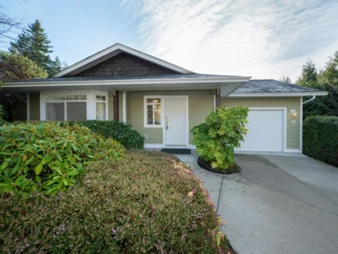 28 12710 Lagoon Road, Pender Harbour, BC, Pender Harbour — Single Family Residence for sale