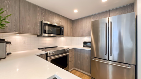 1705 4400 Buchanan Street, Burnaby, BC, Burnaby — Apartment/Condo for sale