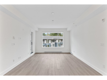615 3528 146a Street, Surrey, BC