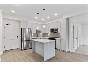 615 3528 146a Street, Surrey, BC