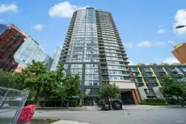 703 33 Smithe Street, Vancouver, BC