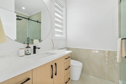 Powder Room Photo of 3749 Union Street, Burnaby, BC